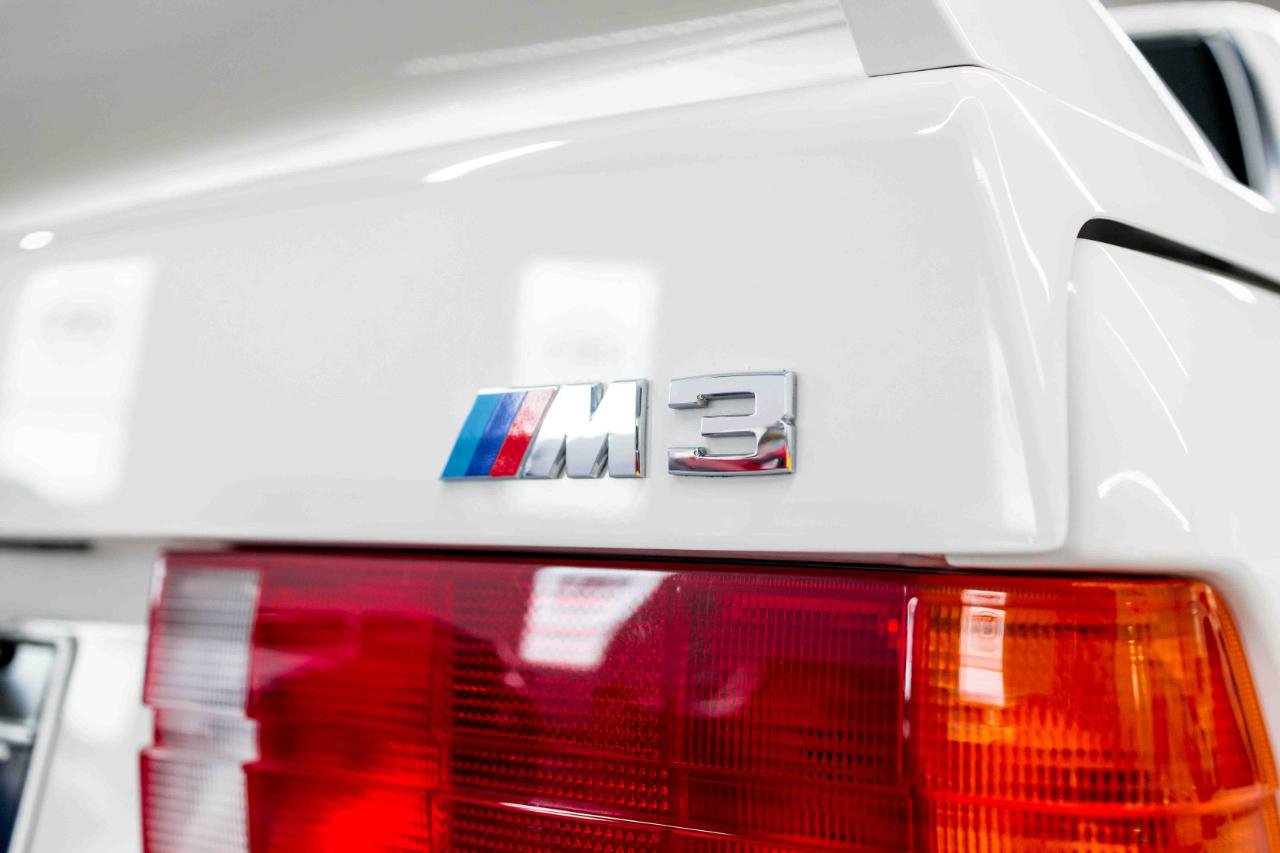 Used 1990 BMW M3 Coupe RWD image 25