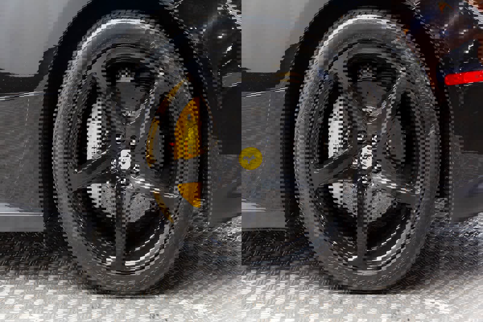 Used 2015 Ferrari FF image 54