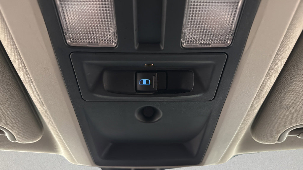 Used 2016 RAM 1500 Classic SLT image 25