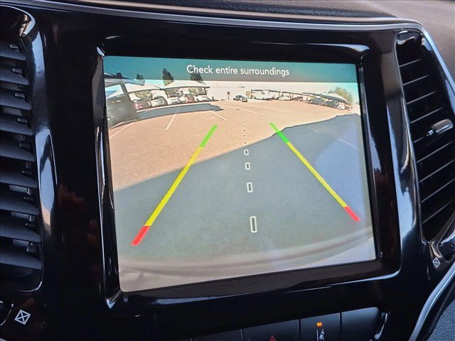 Used 2021 Jeep Cherokee Limited AWD/4WD image 20