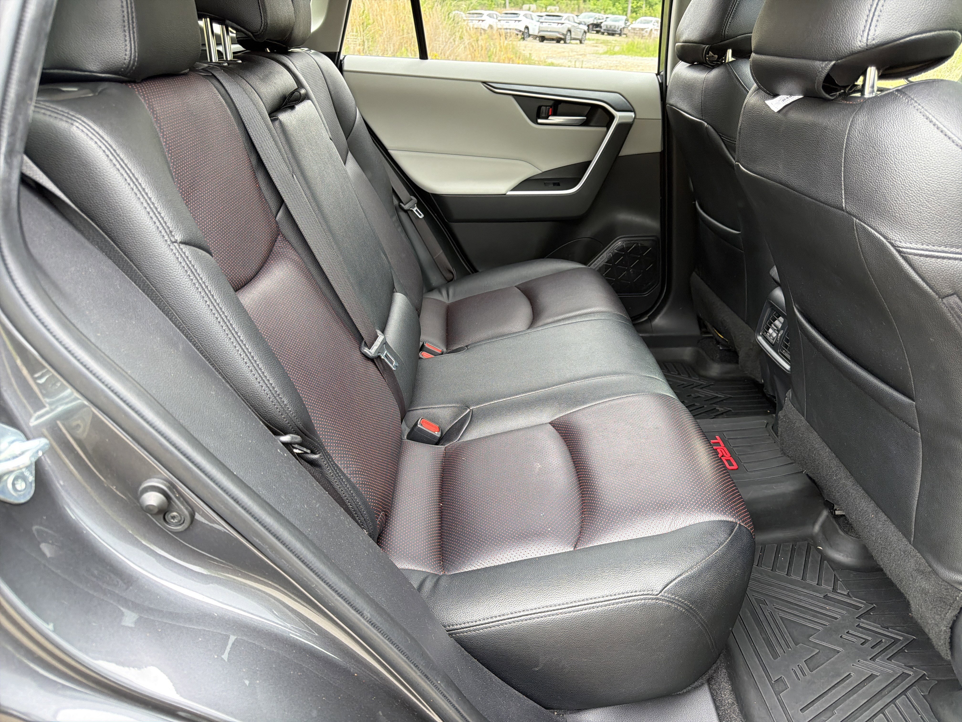 Used 2020 Toyota RAV4 XLE w/ Convenience Package AWD/4WD image 15