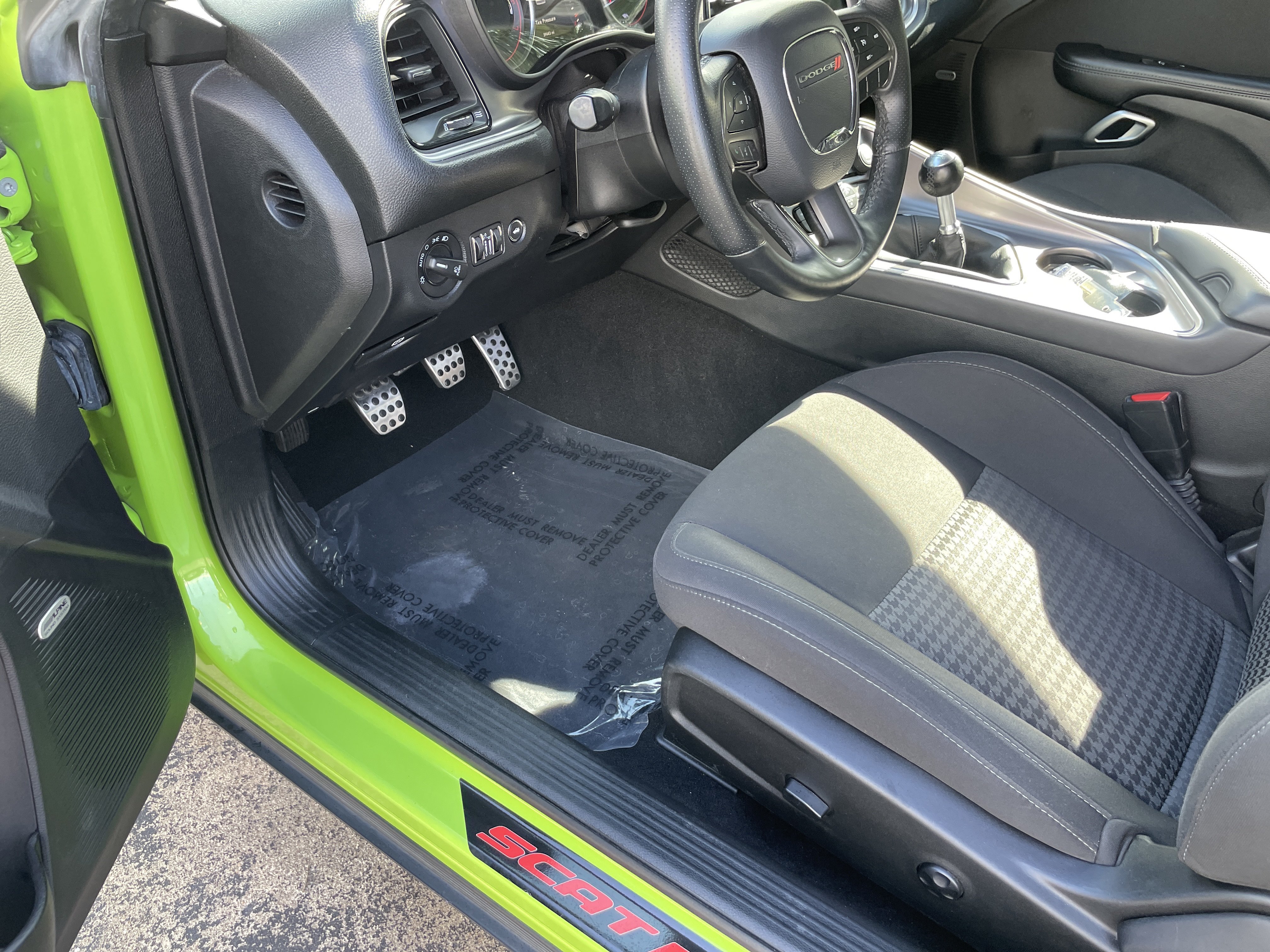 Used 2019 Dodge Challenger R/T Scat Pack RWD image 16