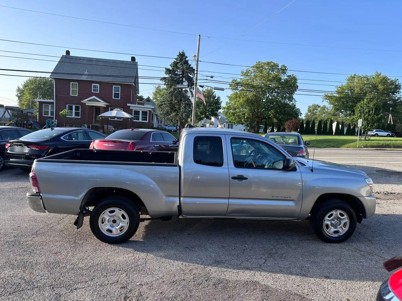 Used 2015 Toyota Tacoma 2WD Access Cab w/ SR5 Package image 4