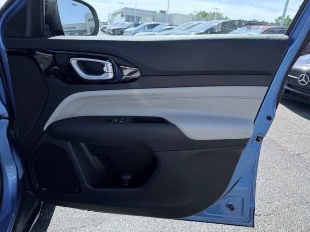 Certified 2022 Jeep Compass Limited AWD/4WD image 14