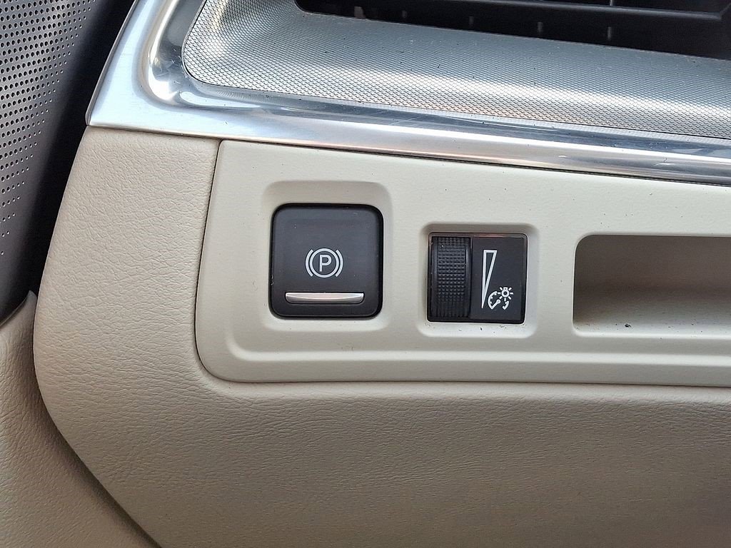 Certified 2021 Cadillac XT5 Premium Luxury image 23