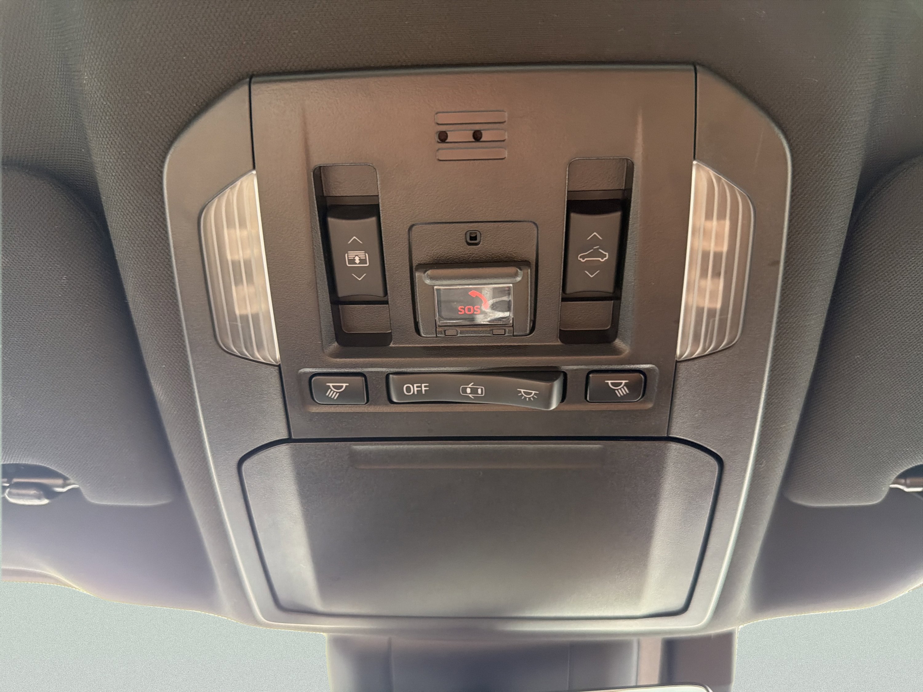 Used 2020 Toyota Highlander Platinum FWD image 90