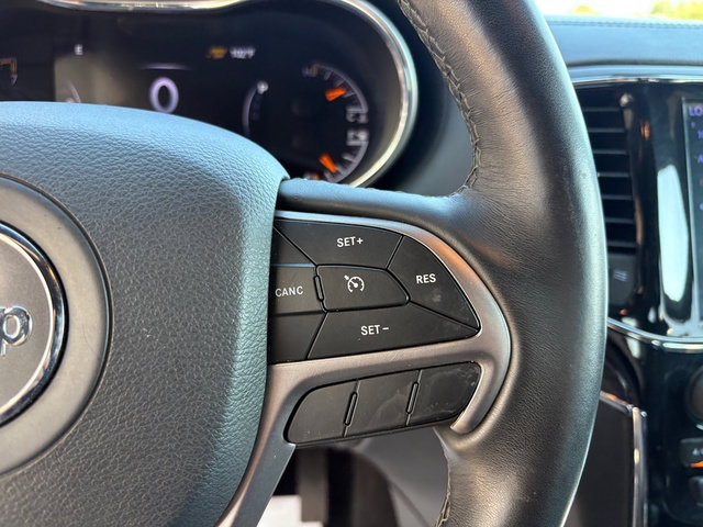 Used 2019 Jeep Grand Cherokee Overland AWD/4WD image 26