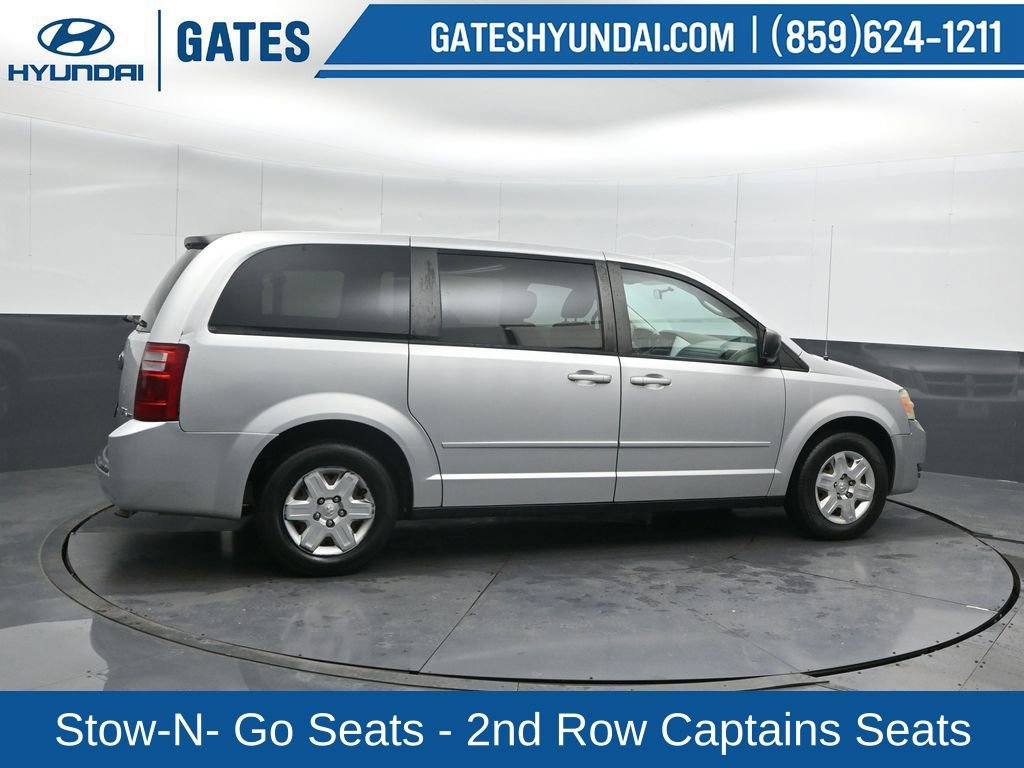 Used 2010 Dodge Grand Caravan SE w/ Climate Group FWD image 3