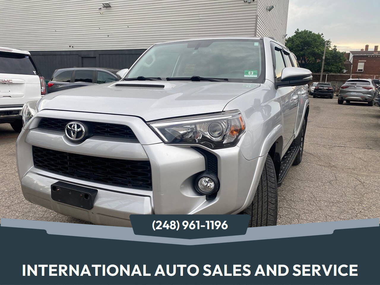 Used 2018 Toyota 4Runner Limited image 1