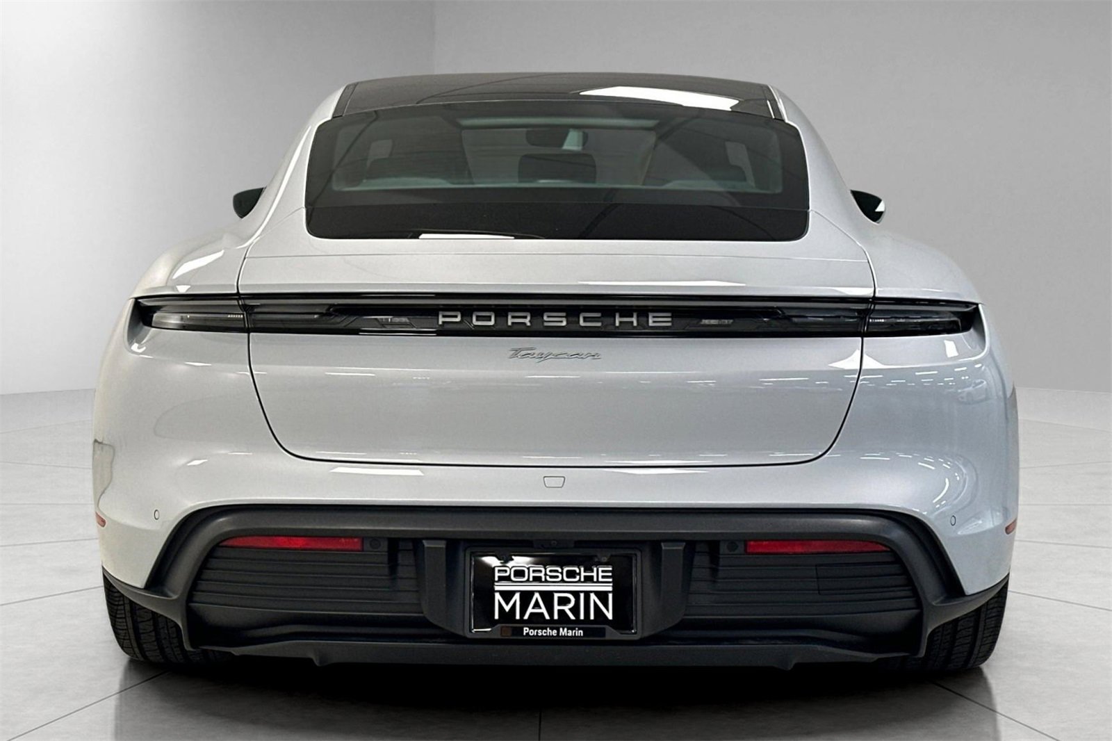 New 2025 Porsche Taycan image 7
