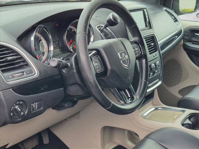 Used 2019 Dodge Grand Caravan SXT FWD image 9