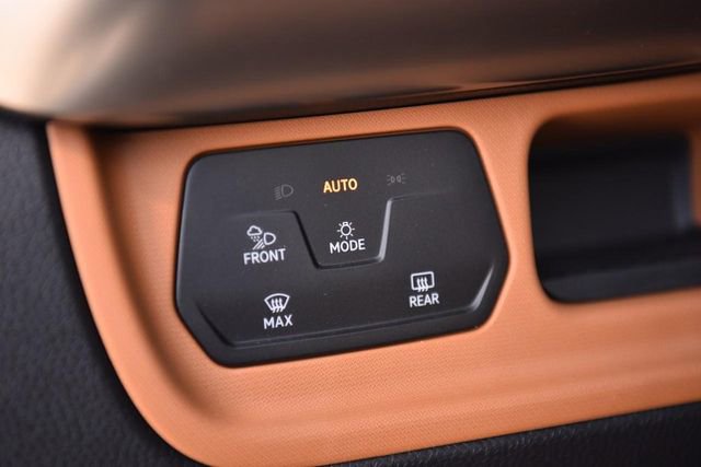 New 2025 Volkswagen ID. Buzz Pro S image 11