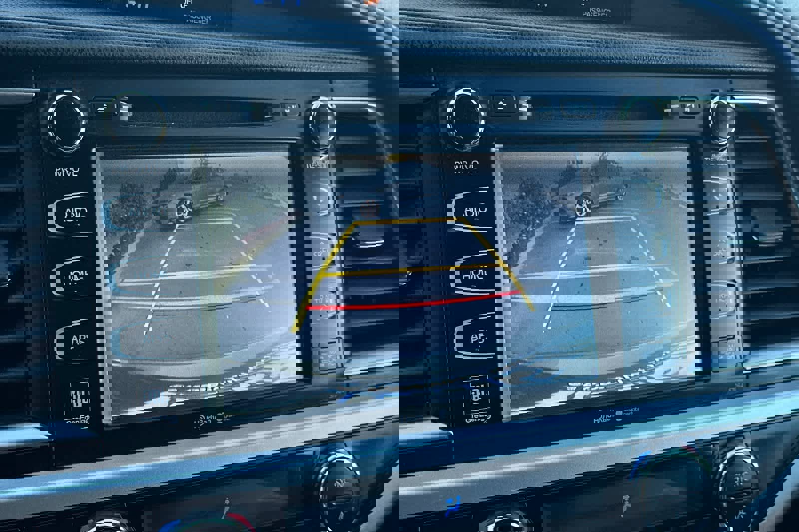 Used 2014 Toyota Highlander Limited image 22