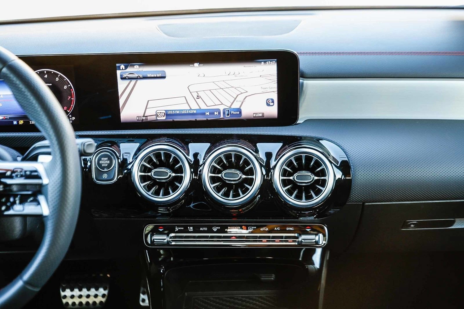 New 2024 Mercedes-Benz CLA 250 4MATIC image 12
