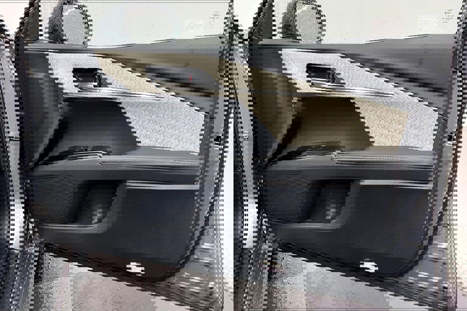 Used 2025 Toyota Camry XLE image 26