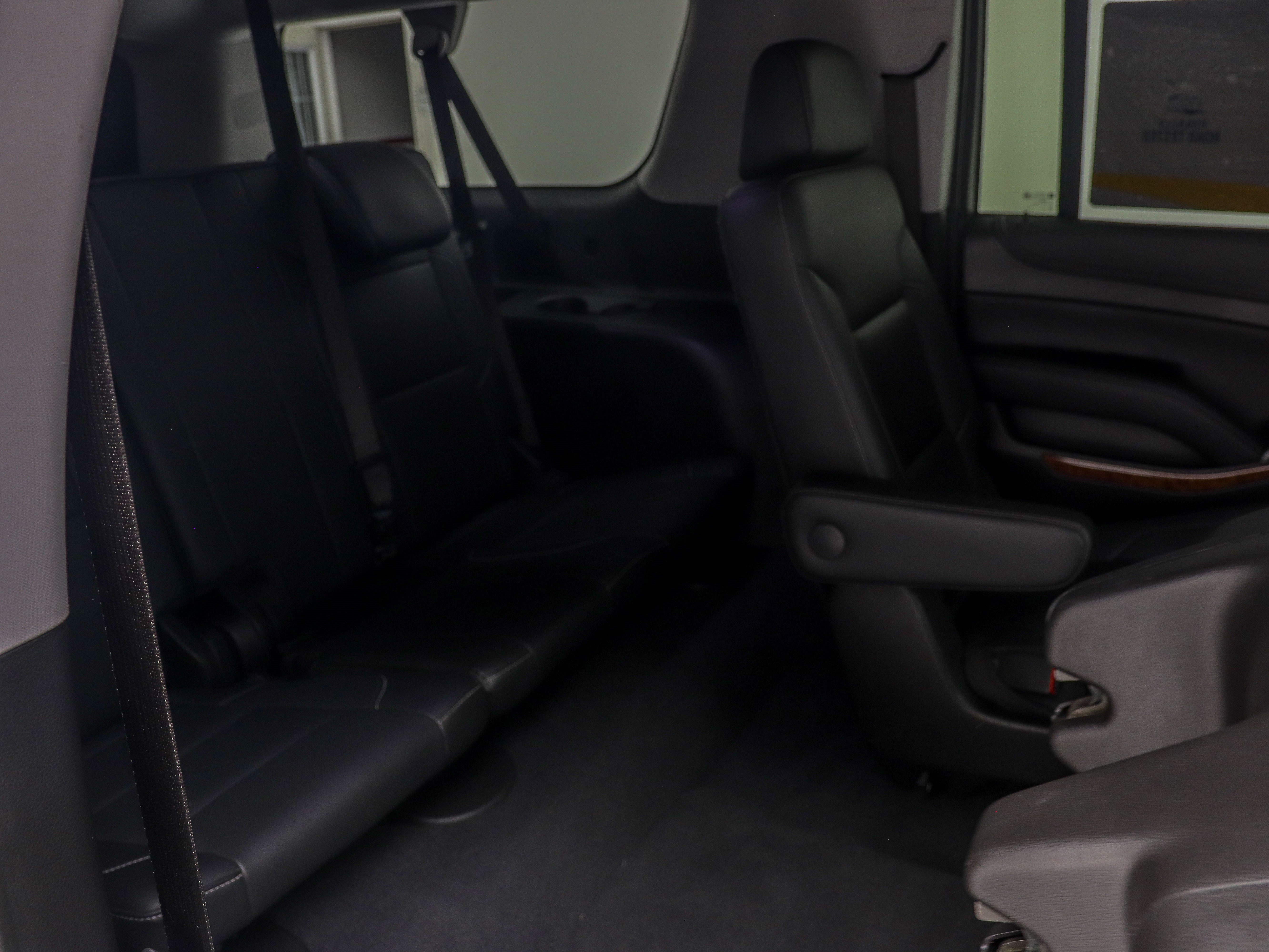 Used 2020 Chevrolet Suburban Premier AWD/4WD image 15