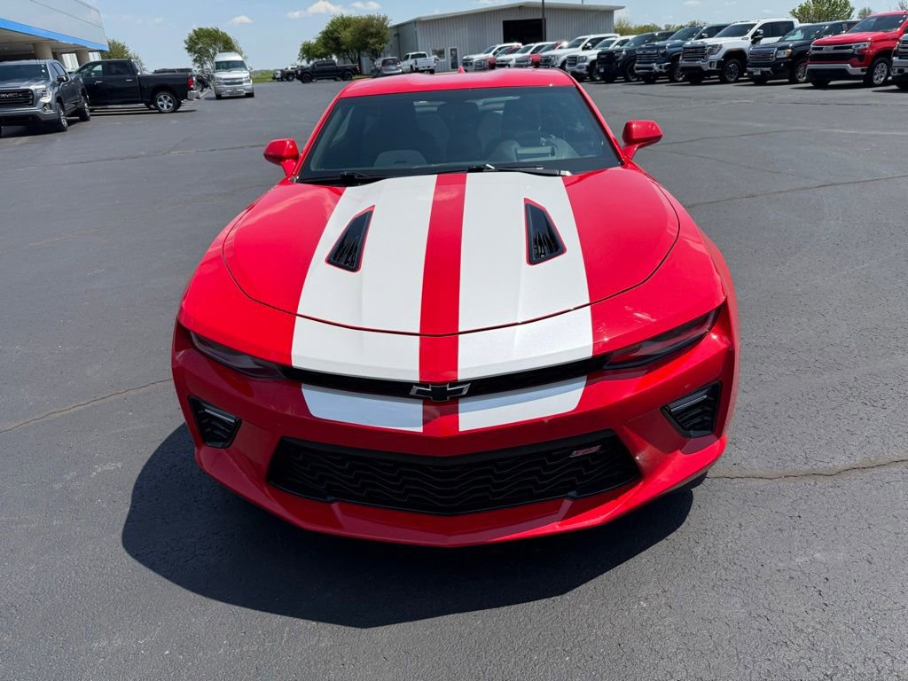 Used 2017 Chevrolet Camaro SS RWD image 5