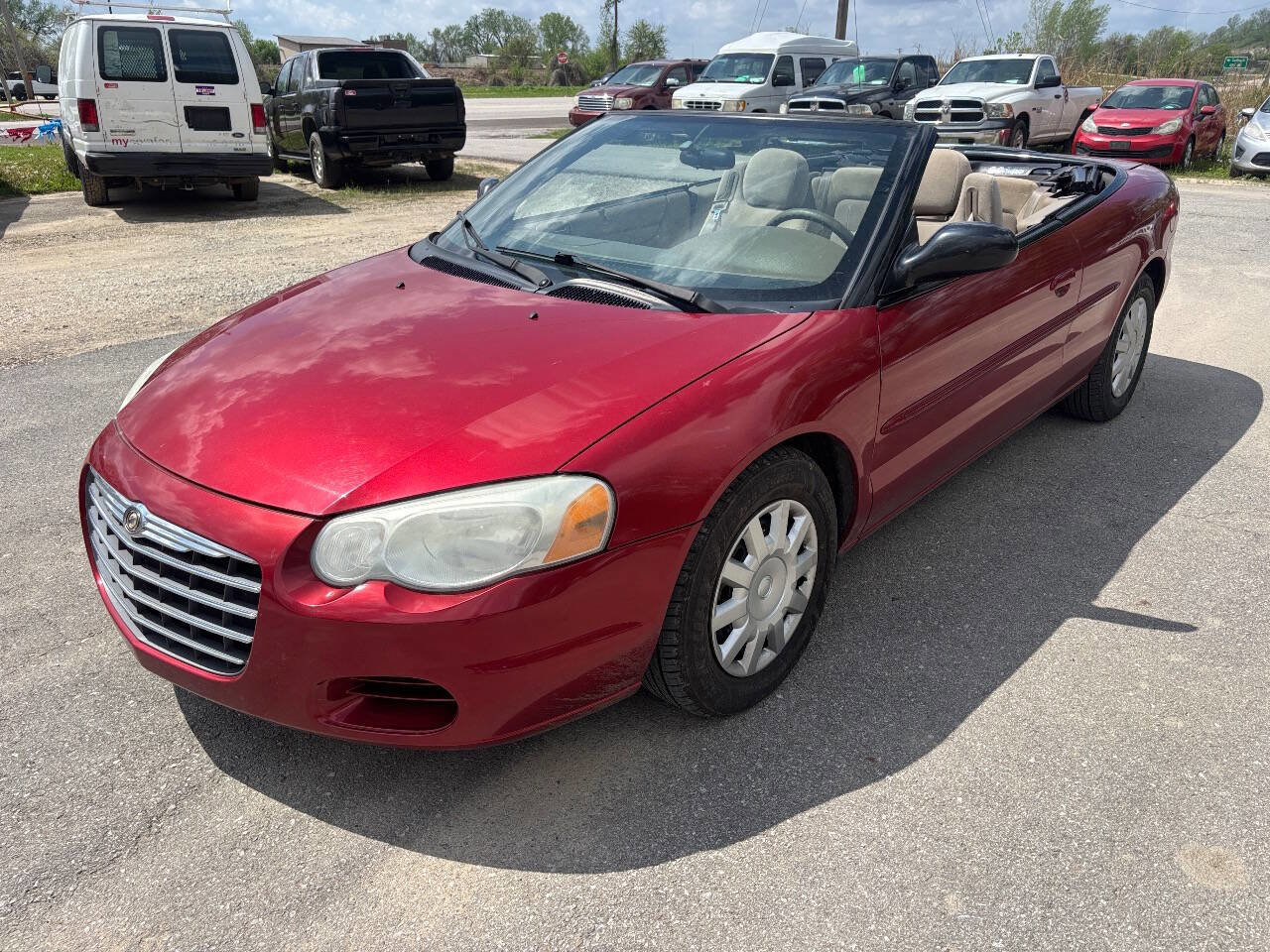 Used 2004 Chrysler Sebring LX FWD image 2