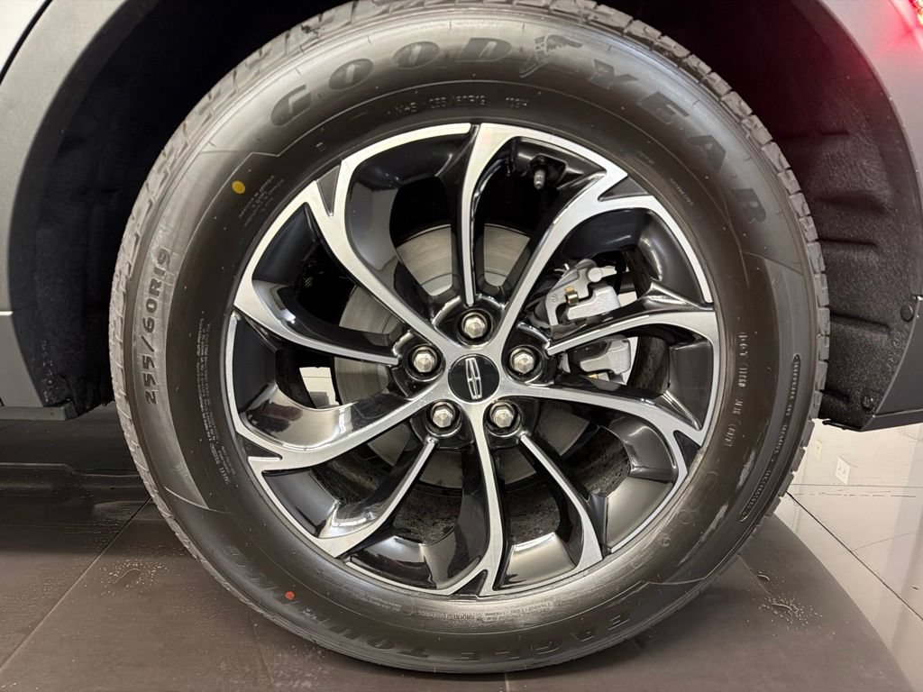 New 2026 Lincoln Nautilus Premier w/ Equipment Group 102A AWD/4WD image 7