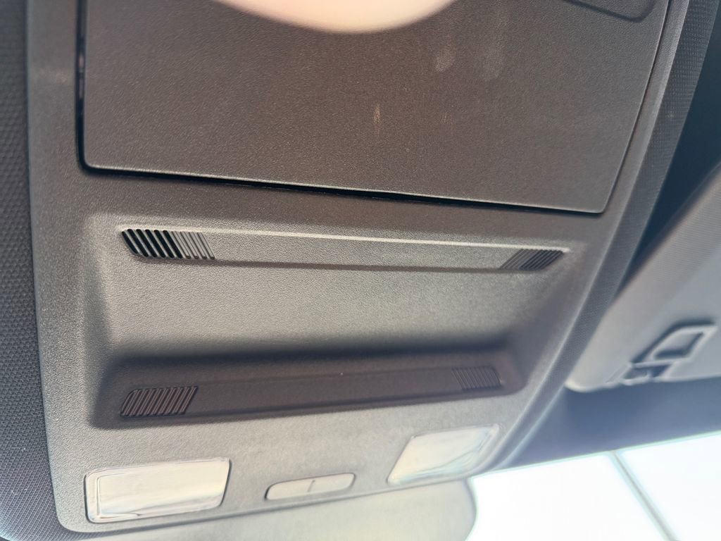 Used 2025 Ford Escape ST-Line Select image 21