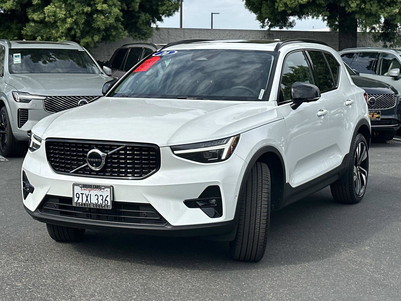 Certified 2026 Volvo XC40 B5 Ultra w/ Climate Package image 8