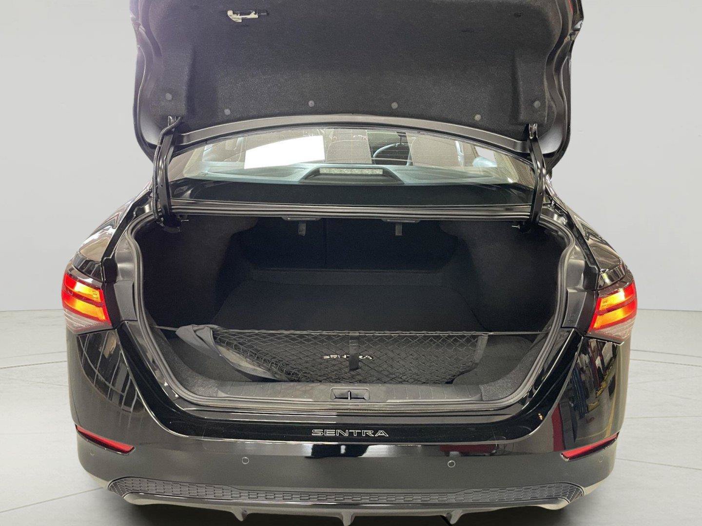 Used 2025 Nissan Sentra SV w/ All-Weather Package FWD image 9