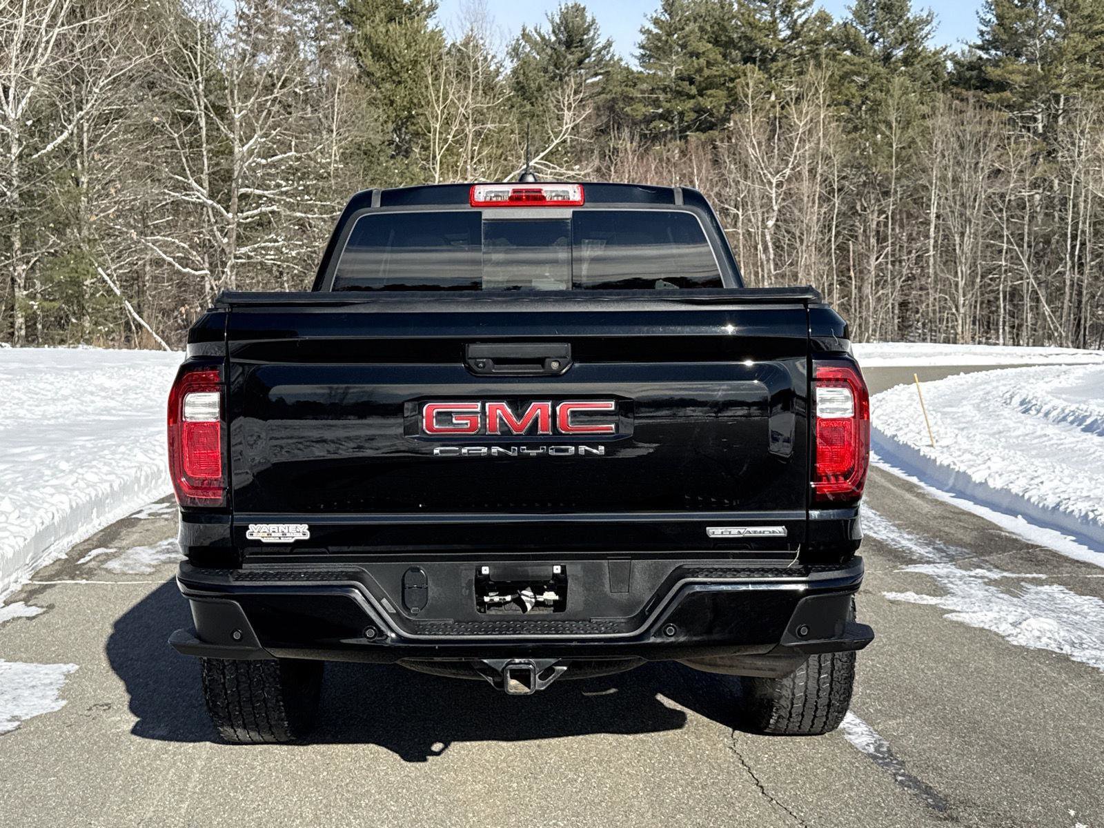 Used 2023 GMC Canyon Elevation w/ Elevation Premium Package image 7