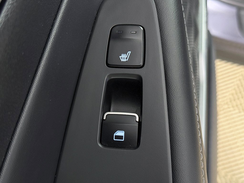 Used 2022 Hyundai Santa Fe Limited image 38