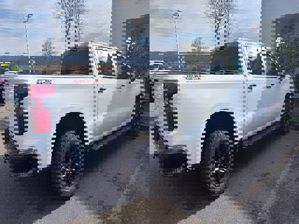 Used 2023 Chevrolet Silverado 1500 LT Trail Boss w/ Protection Package image 6