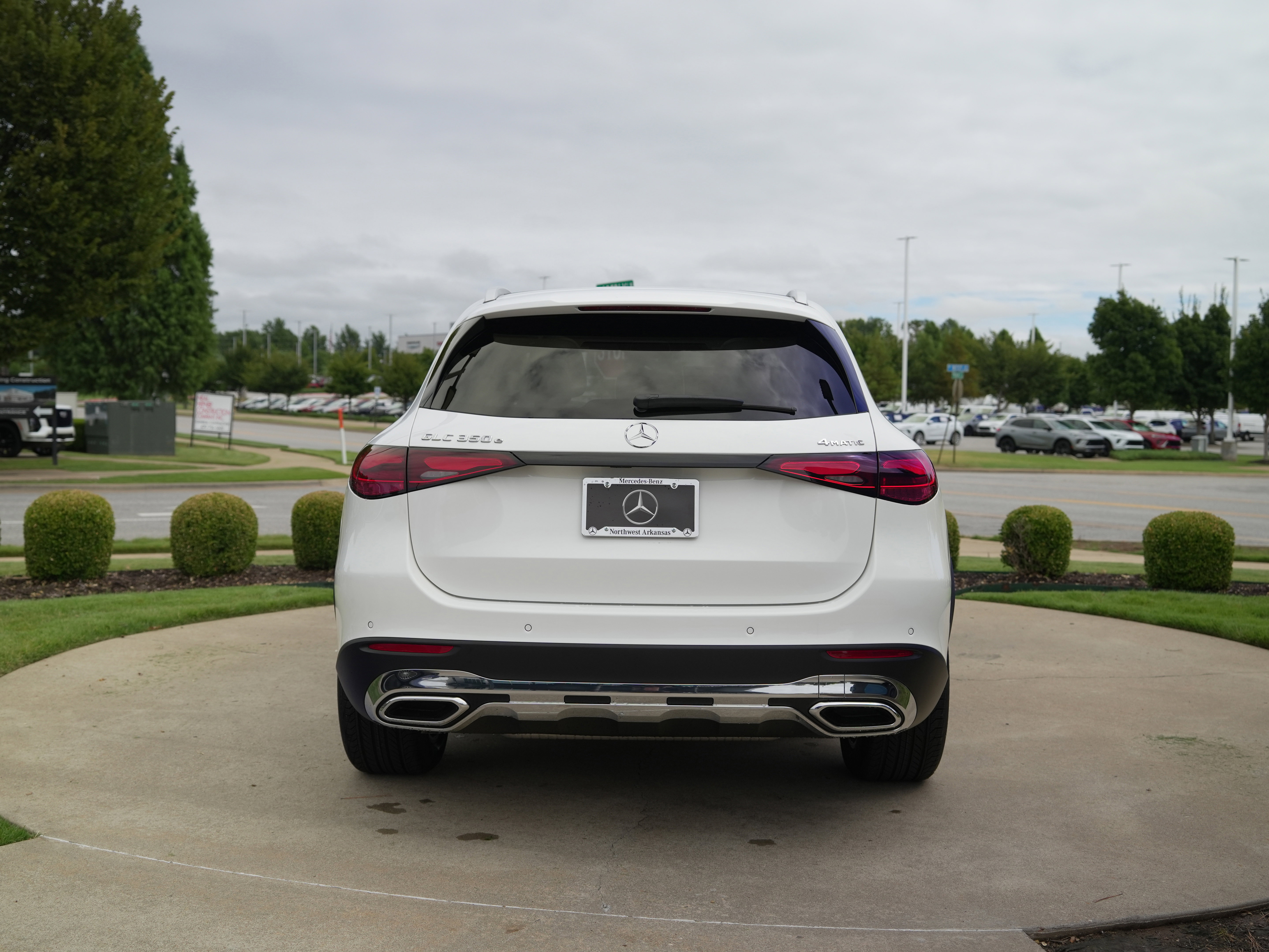 New 2026 Mercedes-Benz GLC 350e 4MATIC image 6
