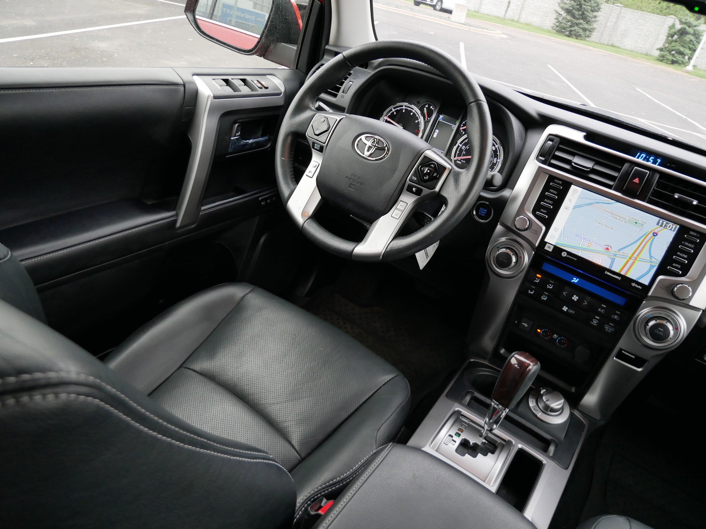 Certified 2021 Toyota 4Runner Limited AWD/4WD image 9