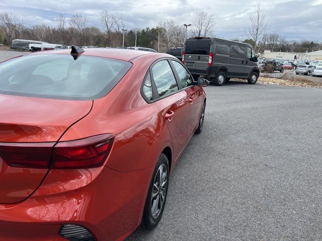 Used 2023 Kia Forte LXS w/ LXS Technology Package image 5