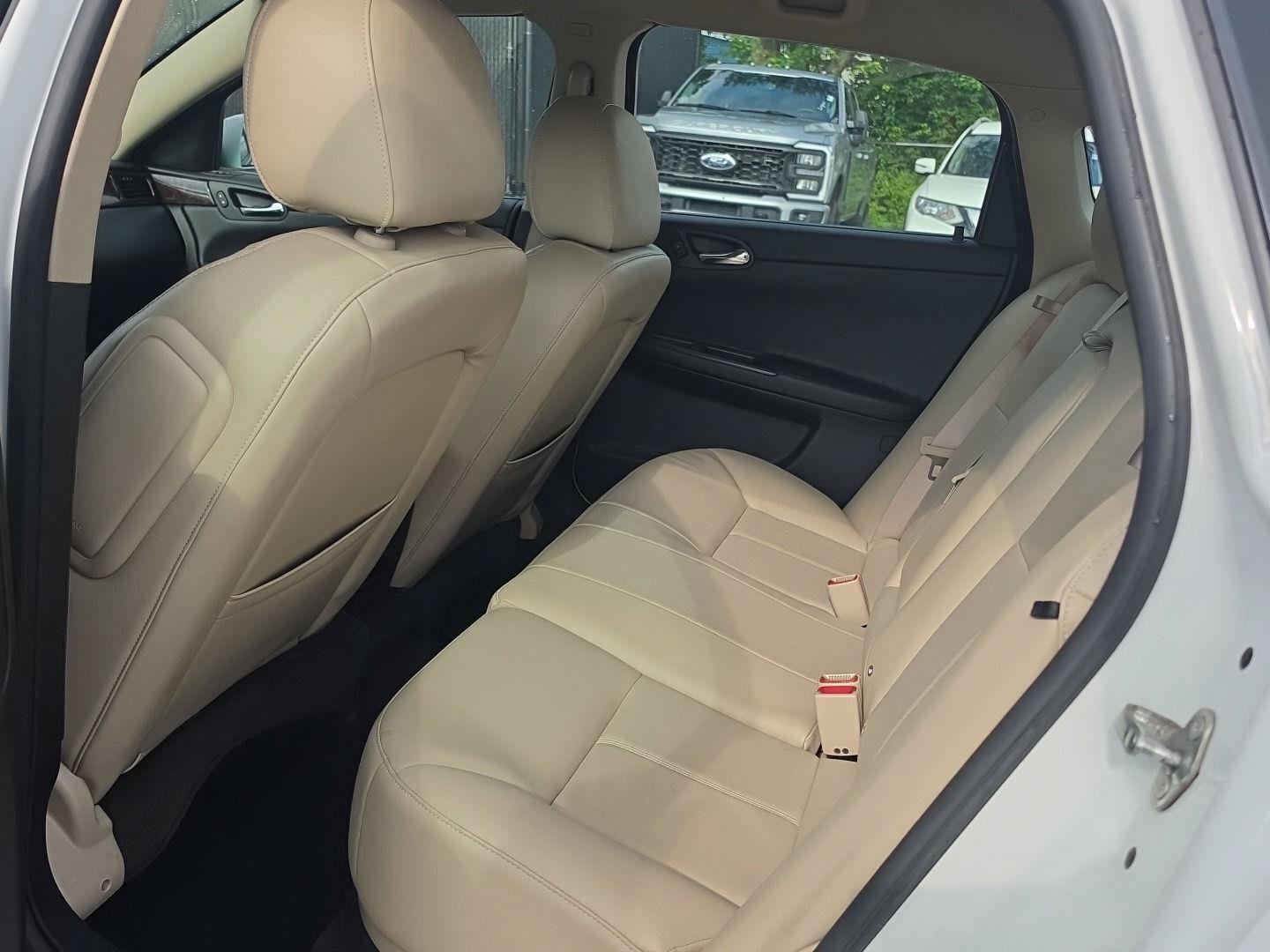 Used 2016 Chevrolet Impala LTZ FWD image 10