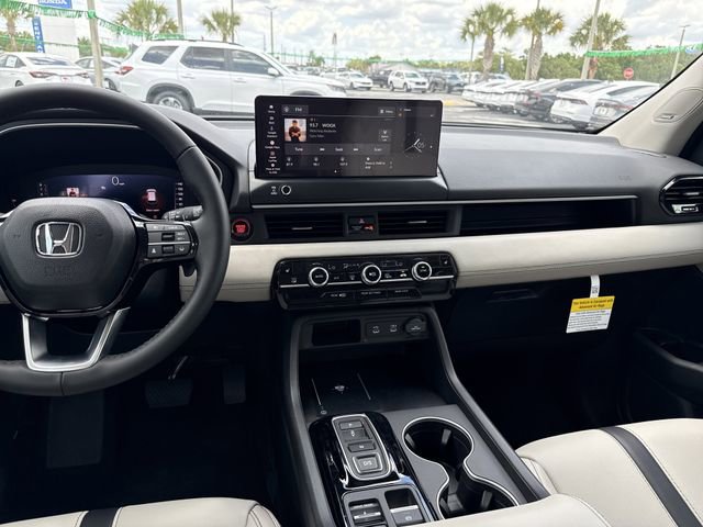 New 2026 Honda Pilot Touring image 22