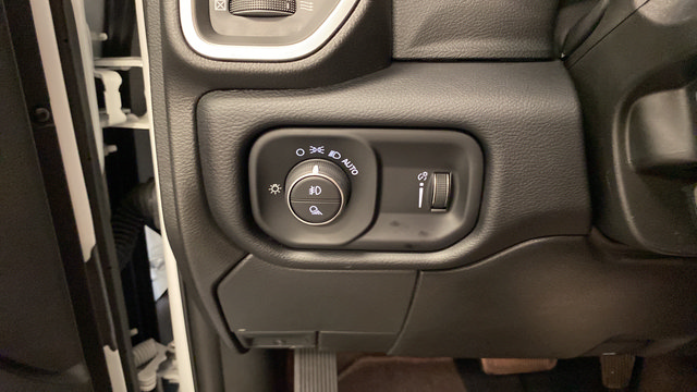 Used 2024 RAM 2500 Big Horn w/ Bed Utility Group AWD/4WD image 23