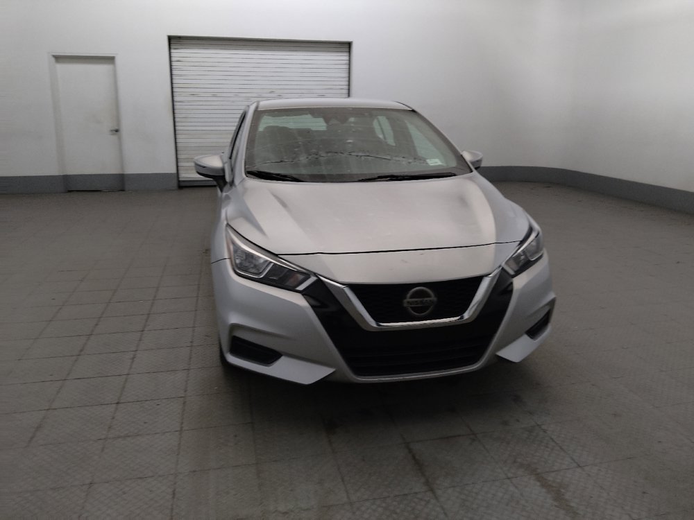 Used 2020 Nissan Versa SV FWD image 14