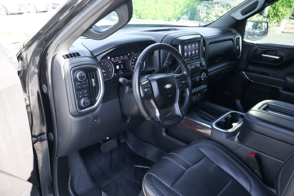 Used 2021 Chevrolet Silverado 1500 High Country AWD/4WD image 24