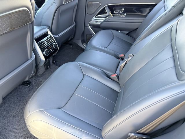 Used 2025 Land Rover Range Rover Autobiography image 24