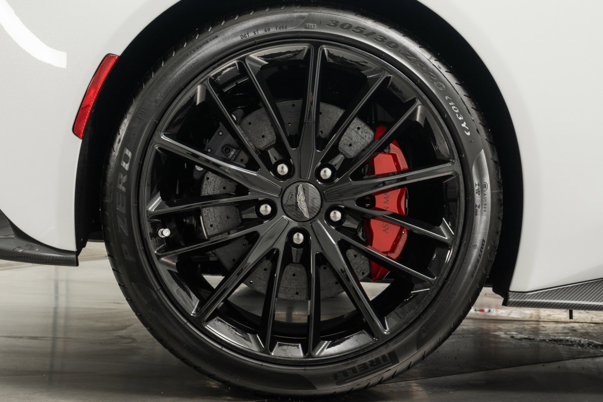 Used 2018 Aston Martin Vanquish Zagato image 45