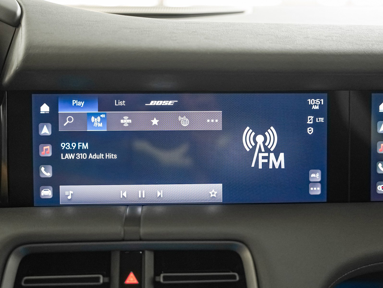 Certified 2024 Porsche Taycan 4S w/ Technology Package (P6F) image 21