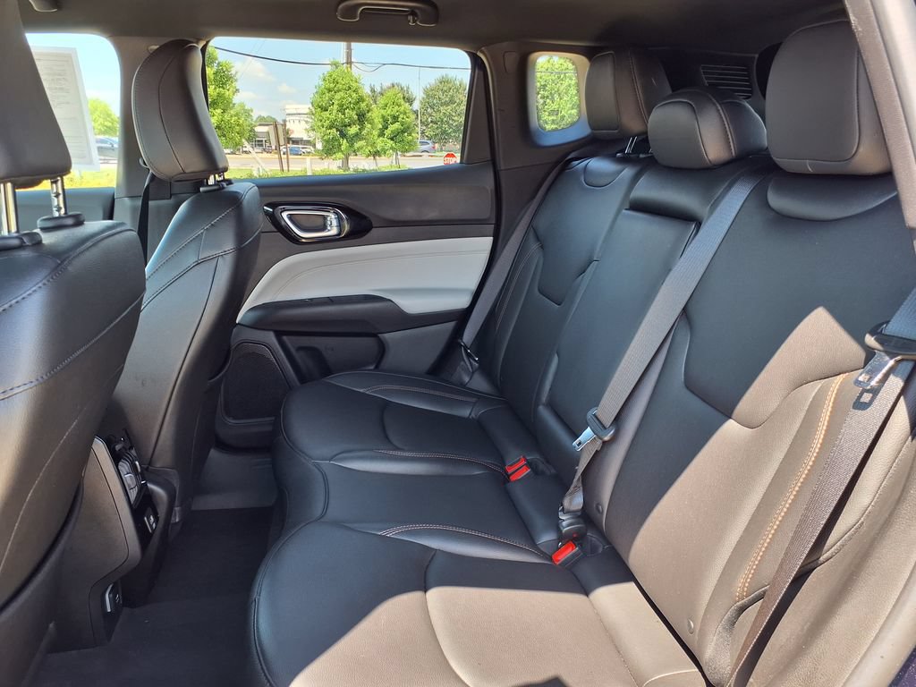 Used 2024 Jeep Compass Limited AWD/4WD image 16