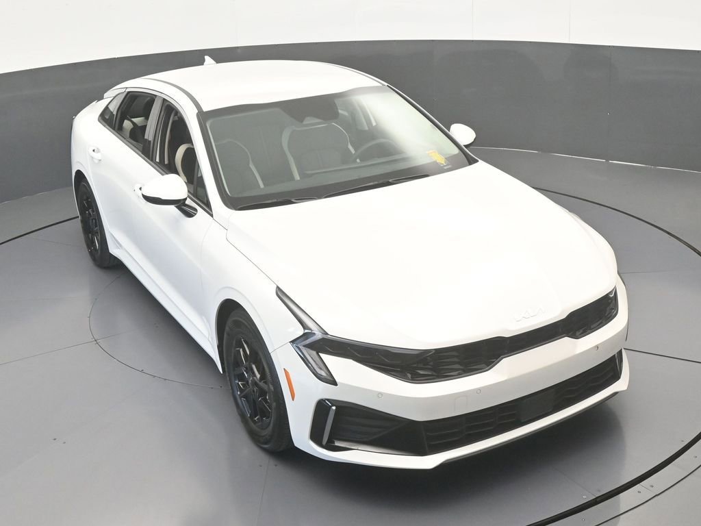 New 2025 Kia K5 LXS FWD image 48
