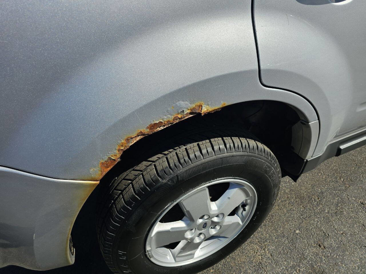 Used 2012 Ford Escape XLS image 12