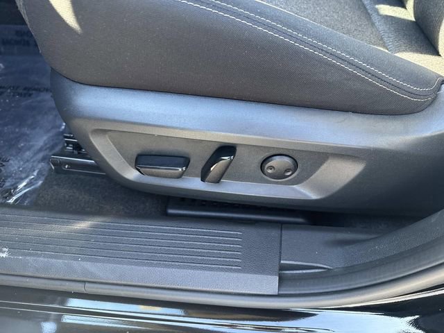 Used 2024 Nissan Rogue SV AWD/4WD image 21