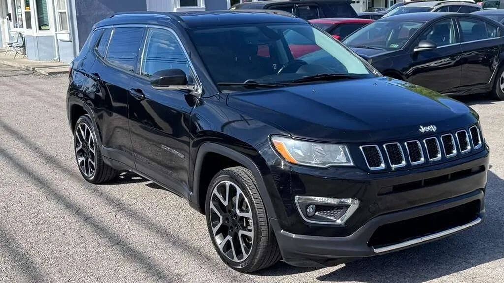 Used 2020 Jeep Compass Limited FWD image 9