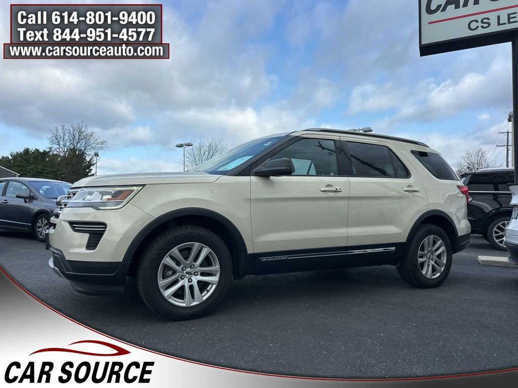 Used 2018 Ford Explorer XLT image 8