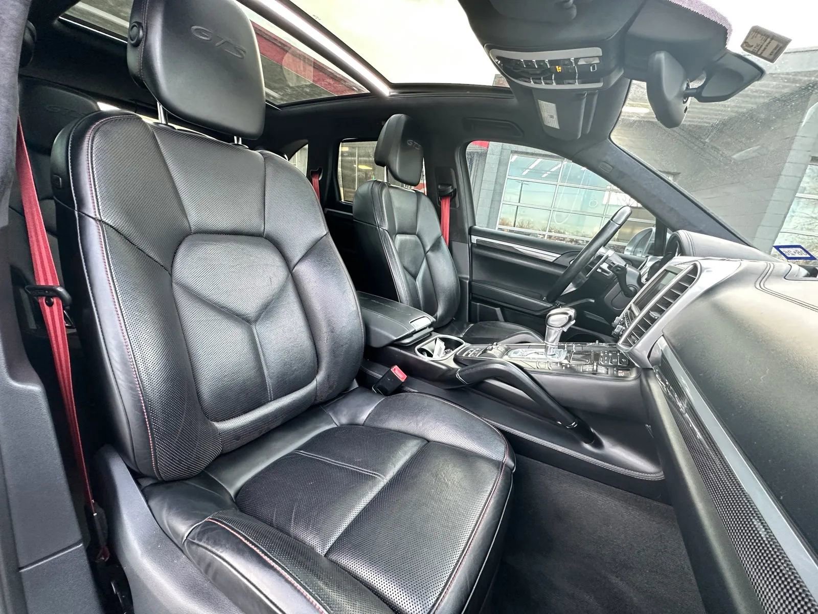 Used 2016 Porsche Cayenne GTS image 20