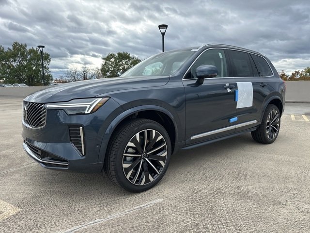New 2026 Volvo XC90 B6 Ultra image 3