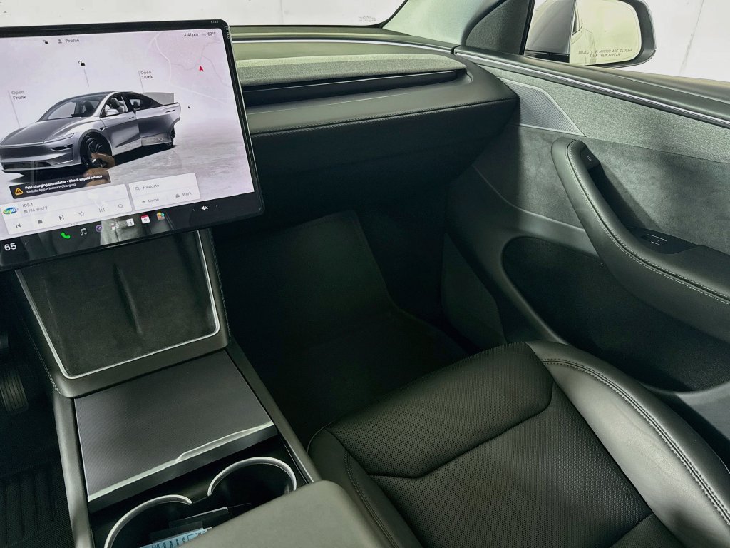 Used 2026 Tesla Model Y Long Range AWD/4WD image 21
