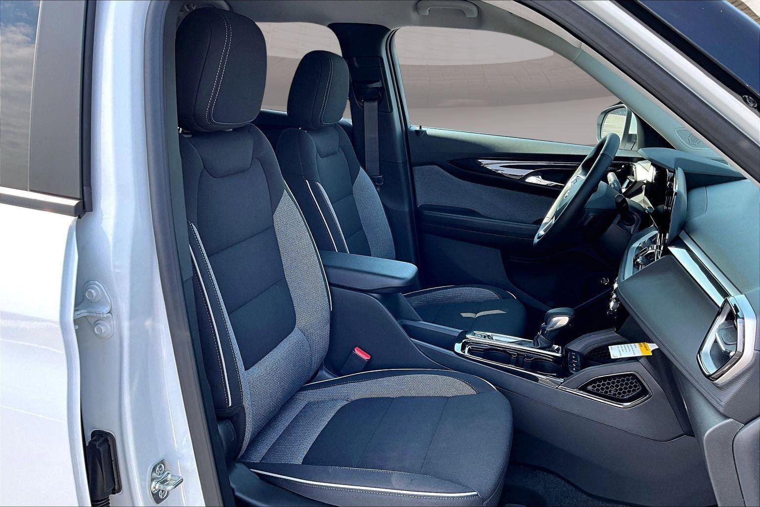 New 2026 Chevrolet TrailBlazer LT w/ Convenience Package image 12